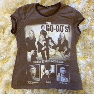 Vintage GO GOs Baby Tee🤎🤎🤎